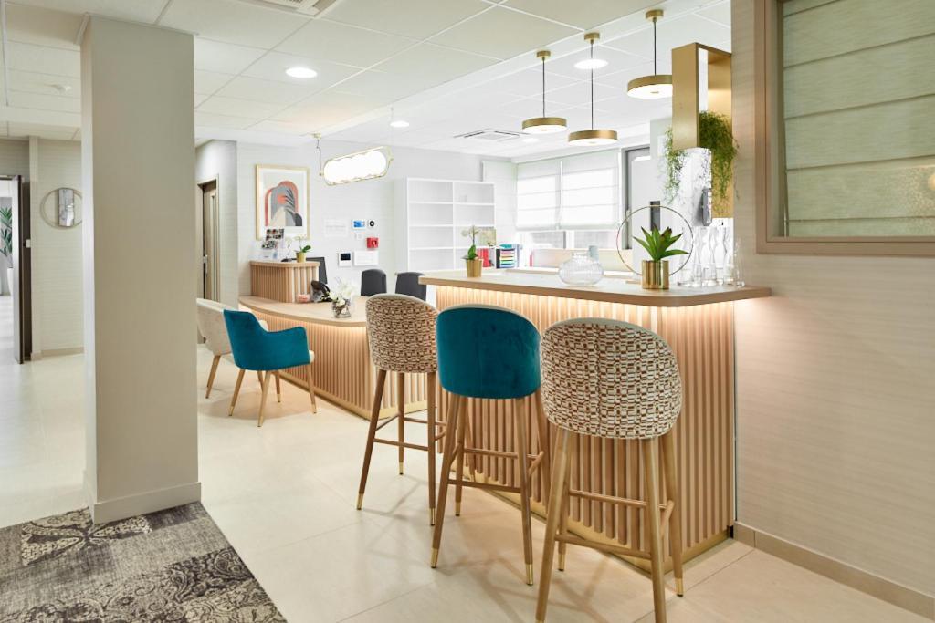 Zenao Appart'Hotels Suresnes Luaran gambar