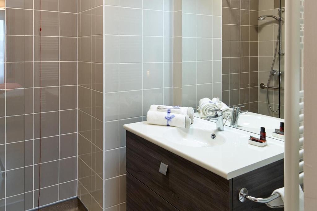 Zenao Appart'Hotels Suresnes Luaran gambar