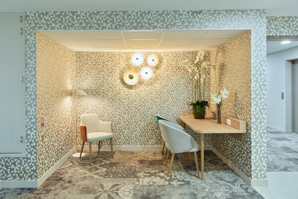 Zenao Appart'Hotels Suresnes Luaran gambar